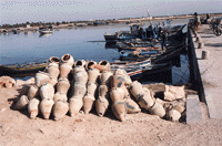 Djerba (Tunisie) : Poteries sur le port